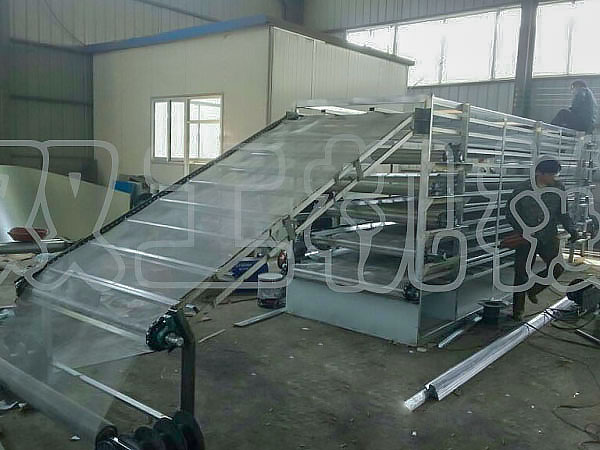 大棗、枸杞網(wǎng)帶烘干機